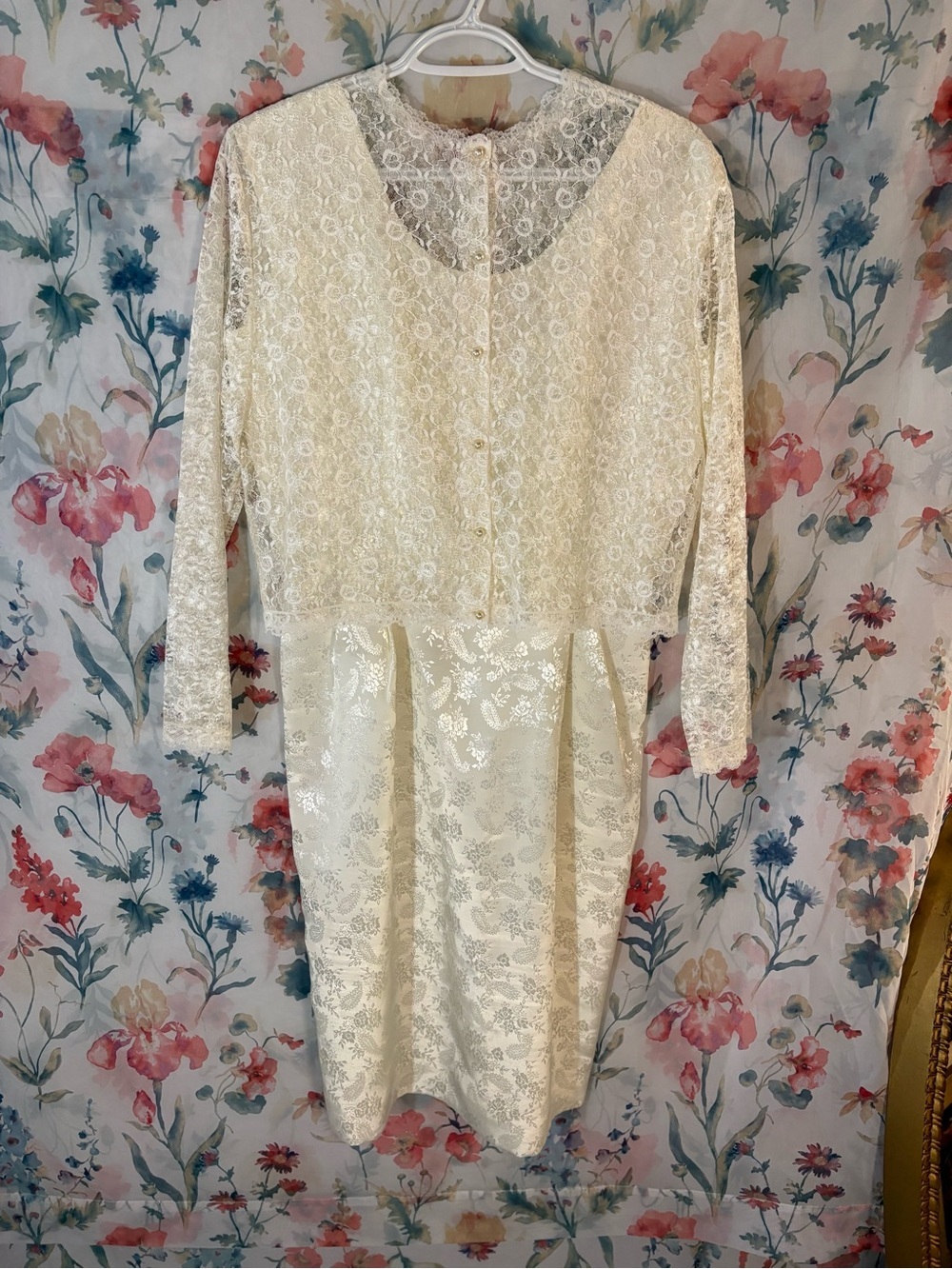 Vintage Elegant Cream Lace Two-Piece Dress
